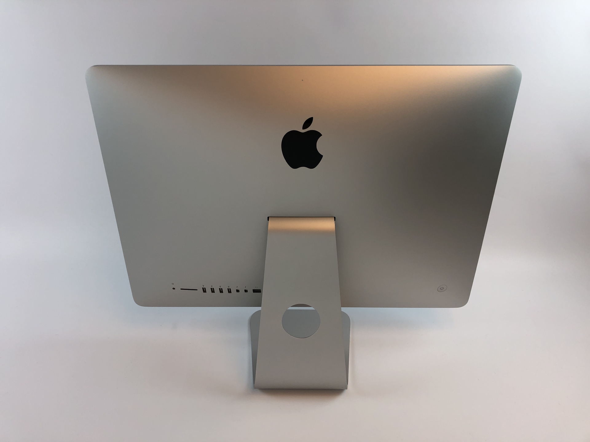 iMac 21.5" Mid 2014 (Intel Core i5 1.4 GHz 8 GB RAM 500 GB HDD), Intel Core i5 1.4 GHz, 8 GB RAM, 500 GB HDD, Afbeelding 2